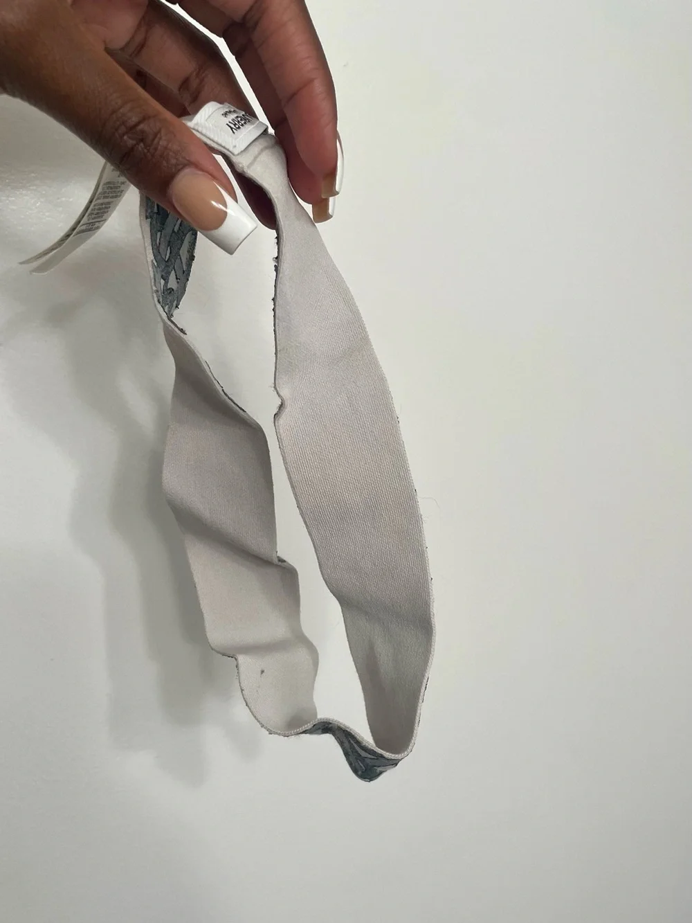 Burberry authentic grey